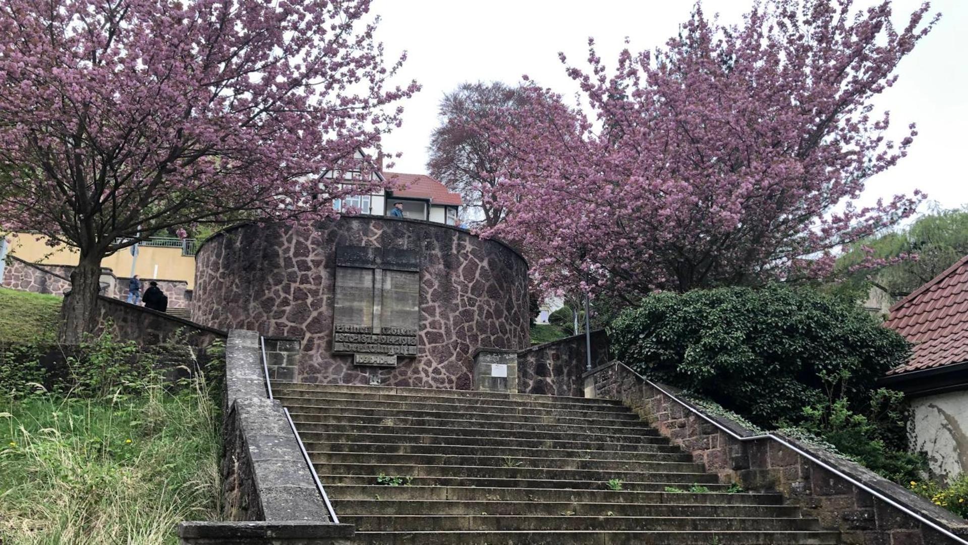 Marktresidenz Eisenach- Stilvolle Maisonette Mit 3 Zimmern Und 2 Baedern エクステリア 写真