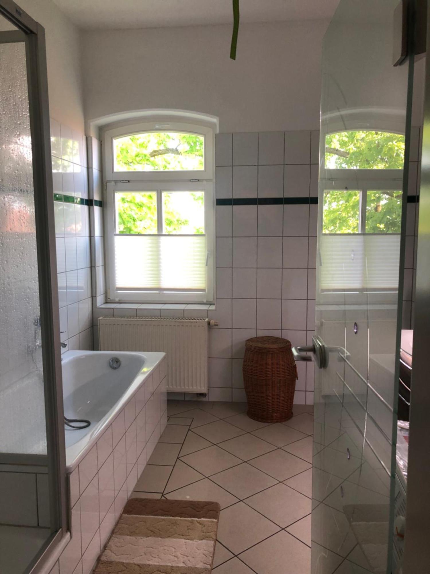 Marktresidenz Eisenach- Stilvolle Maisonette Mit 3 Zimmern Und 2 Baedern エクステリア 写真